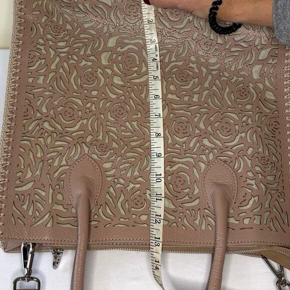 Roberto Pancani Laser Cut Leather Tote Satchell Crossbody | Tan Peach Italy - Picture 11 of 14
